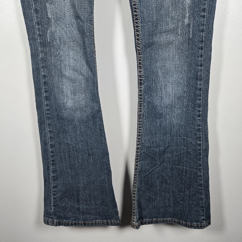Rue 21 Y2K Low Rise Flare Leg Blue Denim Jeans Juniors Size 1/2
